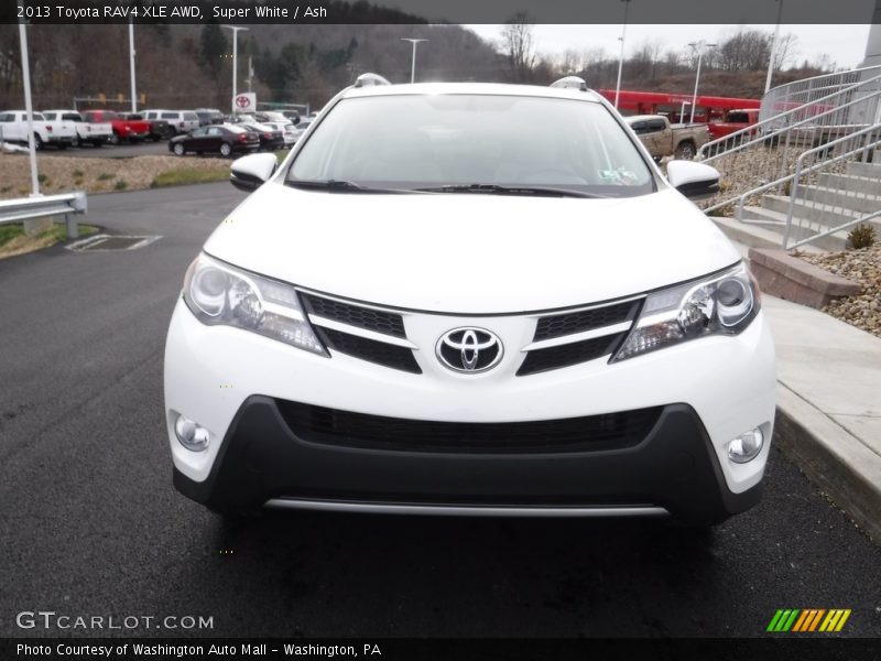 Super White / Ash 2013 Toyota RAV4 XLE AWD
