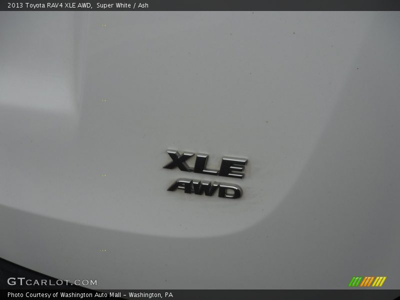 Super White / Ash 2013 Toyota RAV4 XLE AWD