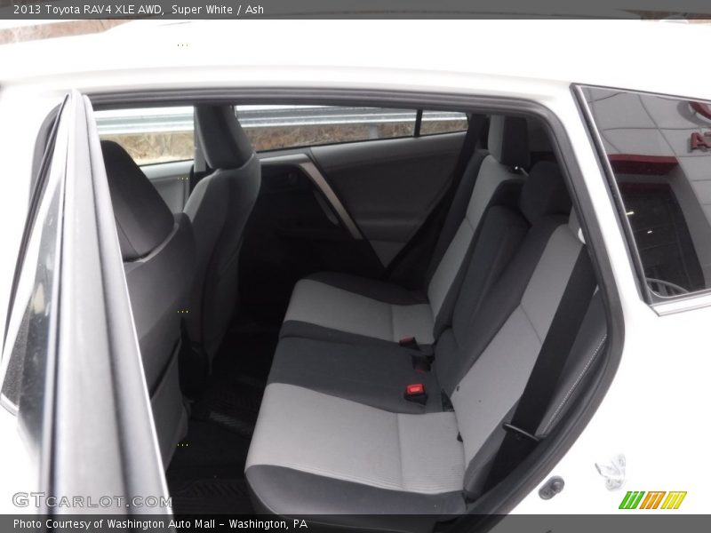 Super White / Ash 2013 Toyota RAV4 XLE AWD
