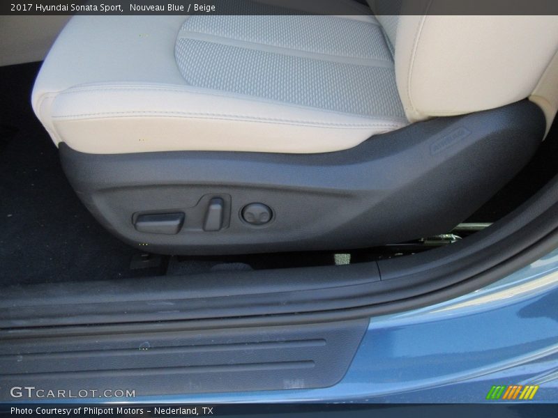 Nouveau Blue / Beige 2017 Hyundai Sonata Sport