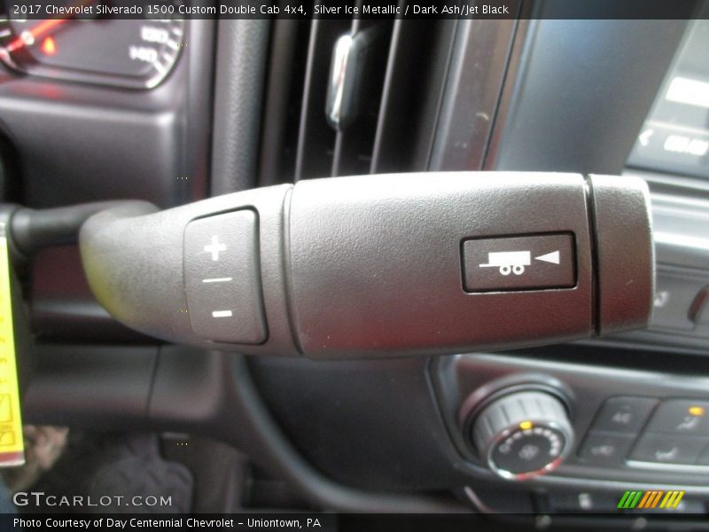 Silver Ice Metallic / Dark Ash/Jet Black 2017 Chevrolet Silverado 1500 Custom Double Cab 4x4