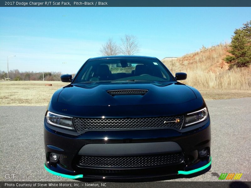 Pitch-Black / Black 2017 Dodge Charger R/T Scat Pack