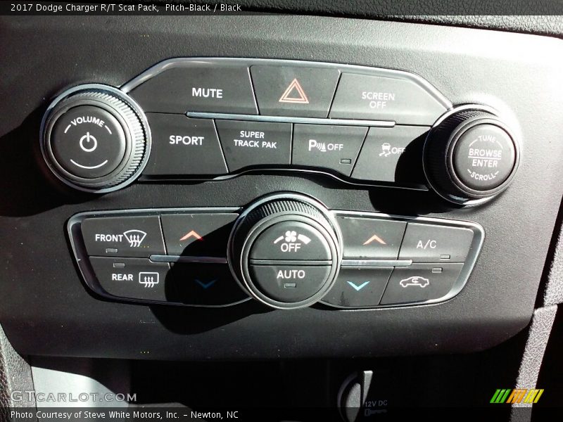Controls of 2017 Charger R/T Scat Pack