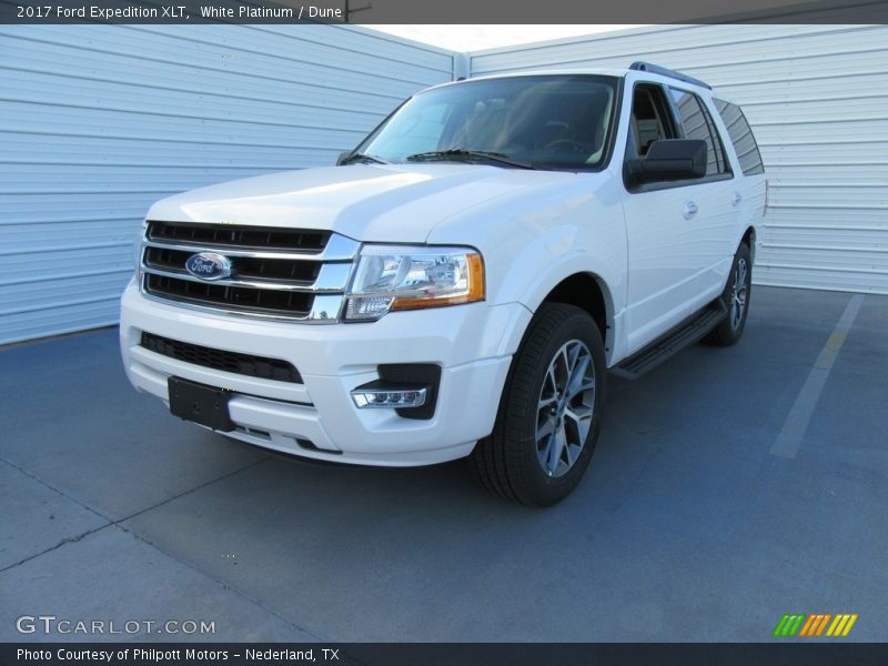 White Platinum / Dune 2017 Ford Expedition XLT