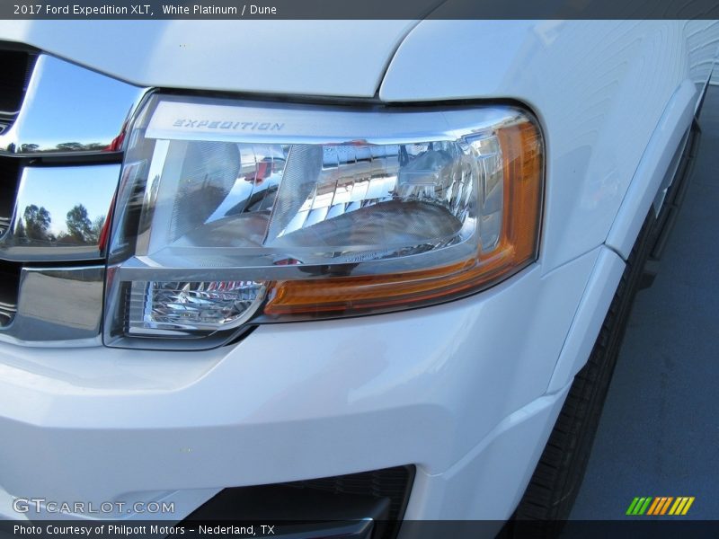 White Platinum / Dune 2017 Ford Expedition XLT