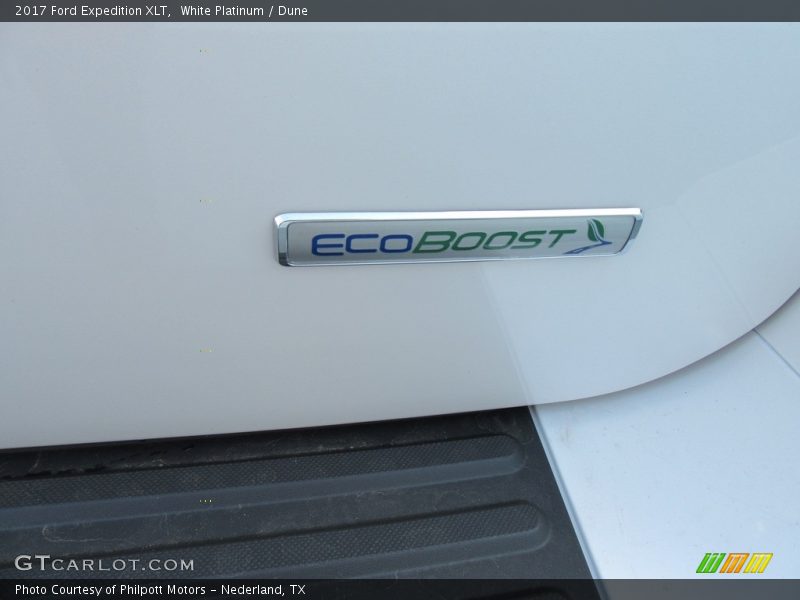 White Platinum / Dune 2017 Ford Expedition XLT