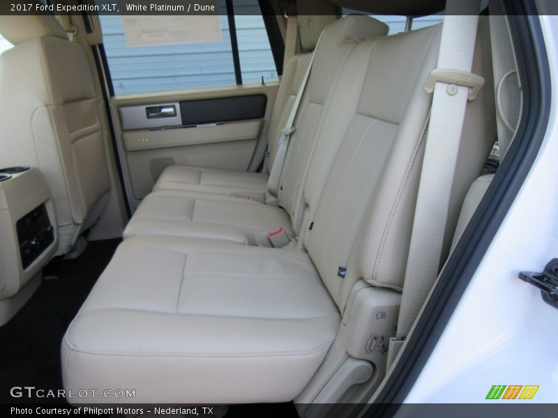 White Platinum / Dune 2017 Ford Expedition XLT