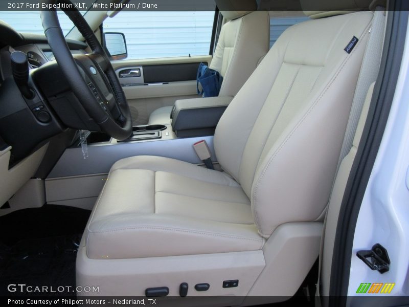 White Platinum / Dune 2017 Ford Expedition XLT