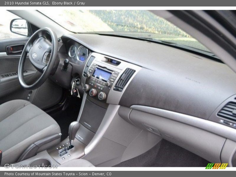 Ebony Black / Gray 2010 Hyundai Sonata GLS
