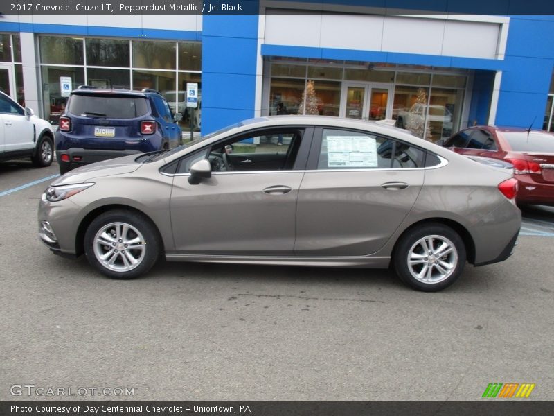 Pepperdust Metallic / Jet Black 2017 Chevrolet Cruze LT