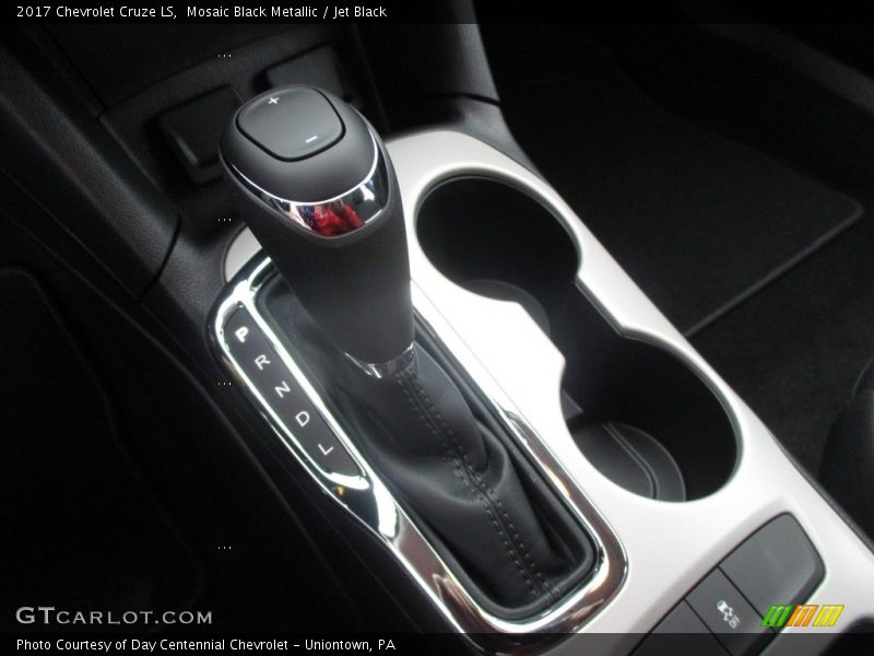 Mosaic Black Metallic / Jet Black 2017 Chevrolet Cruze LS