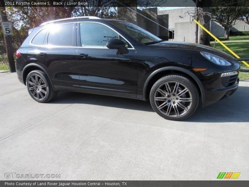Black / Luxor Beige 2011 Porsche Cayenne S