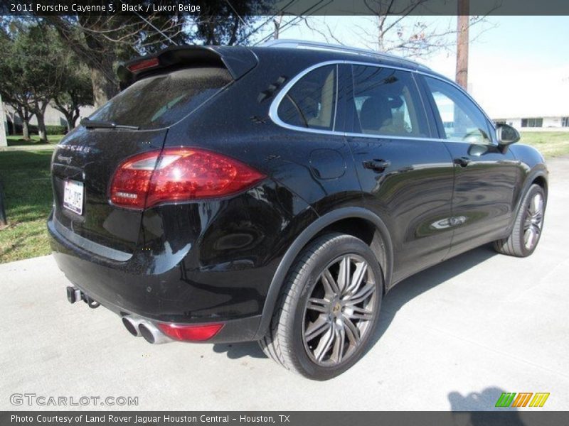 Black / Luxor Beige 2011 Porsche Cayenne S