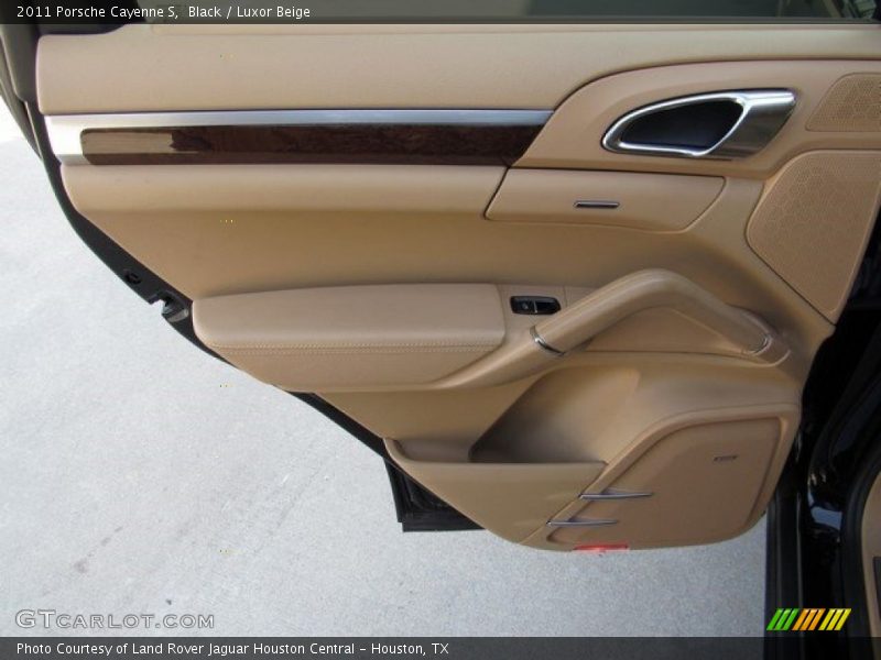 Black / Luxor Beige 2011 Porsche Cayenne S
