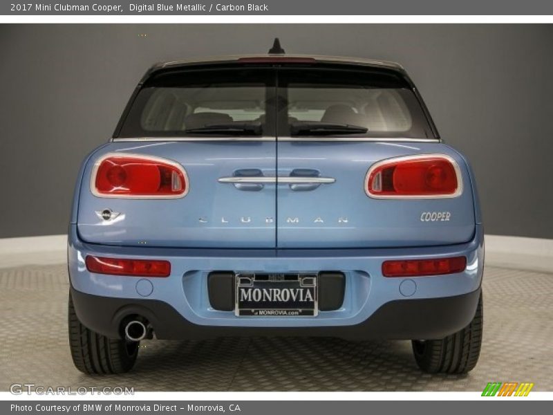 Digital Blue Metallic / Carbon Black 2017 Mini Clubman Cooper