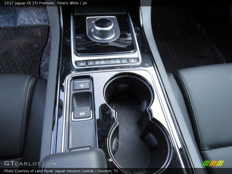 Polaris White / Jet 2017 Jaguar XE 35t Premium