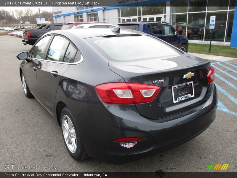 Tungsten Metallic / Jet Black 2017 Chevrolet Cruze LT