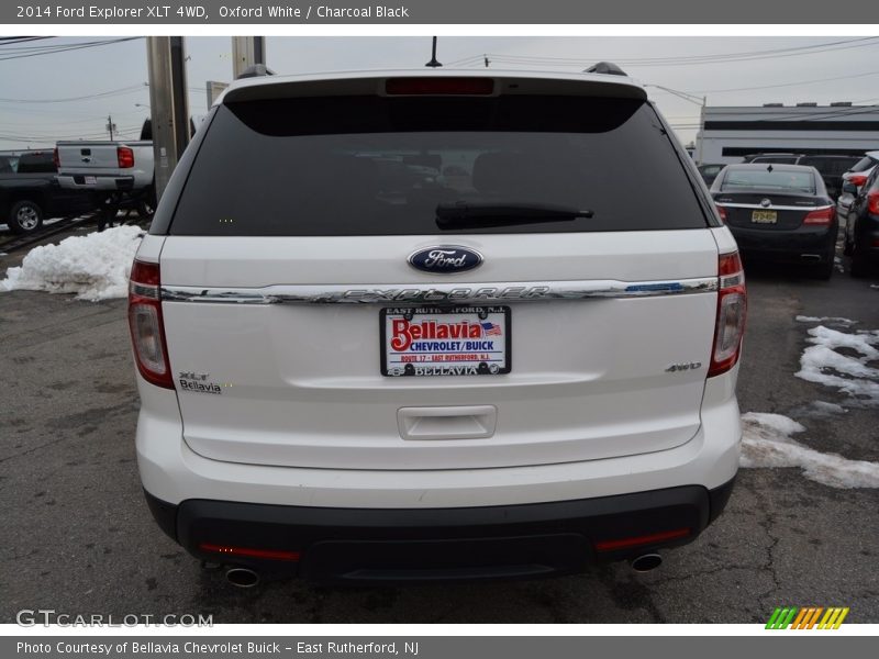 Oxford White / Charcoal Black 2014 Ford Explorer XLT 4WD