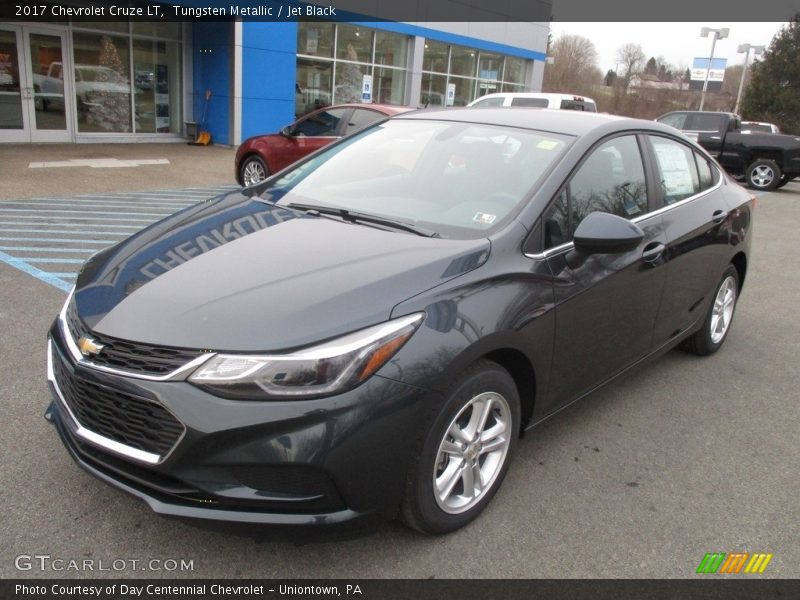 Tungsten Metallic / Jet Black 2017 Chevrolet Cruze LT