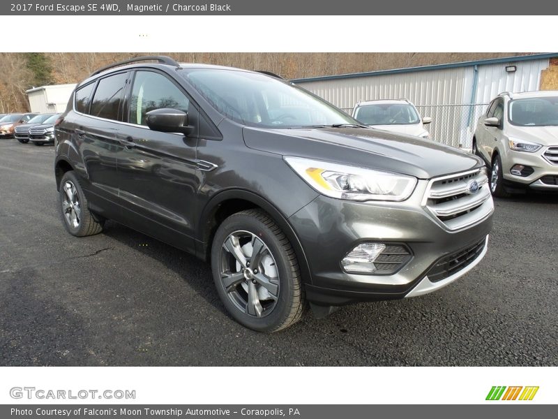 Magnetic / Charcoal Black 2017 Ford Escape SE 4WD