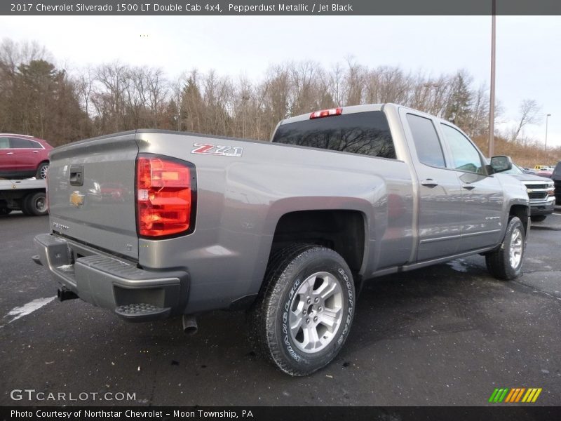 Pepperdust Metallic / Jet Black 2017 Chevrolet Silverado 1500 LT Double Cab 4x4