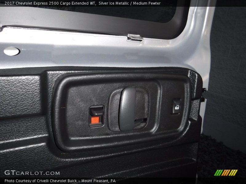 Silver Ice Metallic / Medium Pewter 2017 Chevrolet Express 2500 Cargo Extended WT