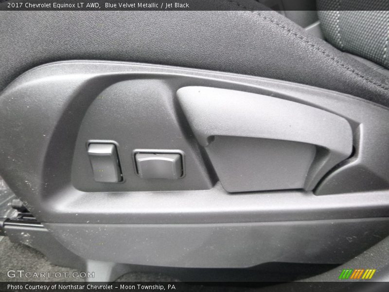 Blue Velvet Metallic / Jet Black 2017 Chevrolet Equinox LT AWD