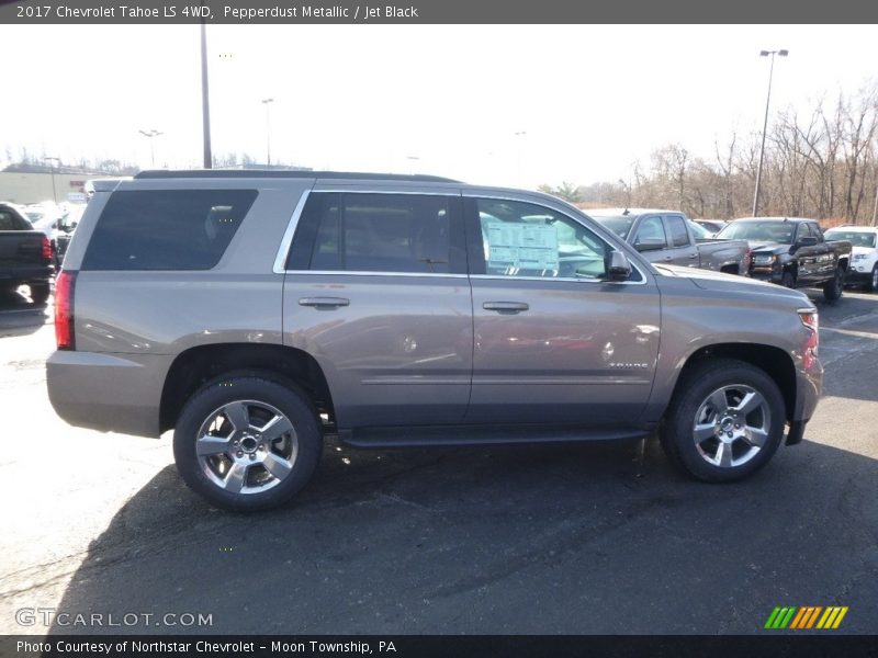 Pepperdust Metallic / Jet Black 2017 Chevrolet Tahoe LS 4WD