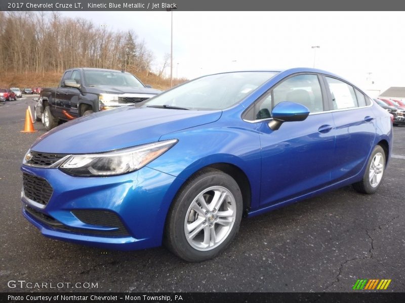 Kinetic Blue Metallic / Jet Black 2017 Chevrolet Cruze LT
