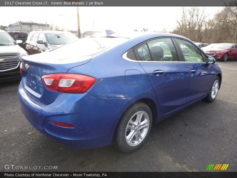 Kinetic Blue Metallic / Jet Black 2017 Chevrolet Cruze LT