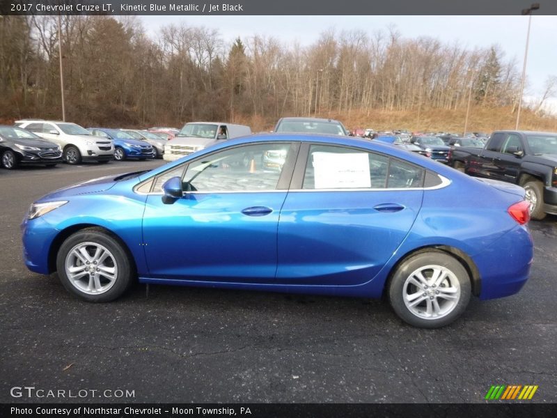 Kinetic Blue Metallic / Jet Black 2017 Chevrolet Cruze LT