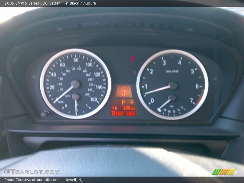Jet Black / Auburn 2005 BMW 5 Series 530i Sedan
