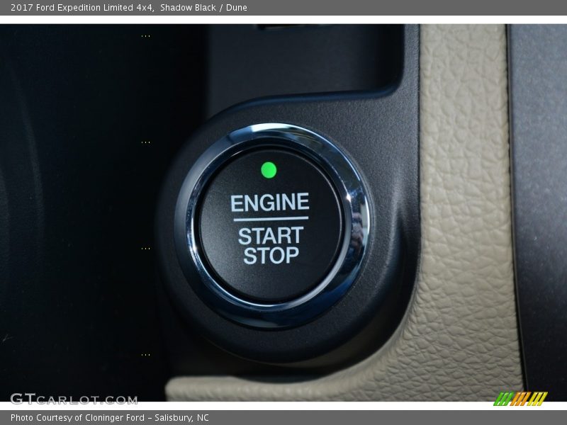 Shadow Black / Dune 2017 Ford Expedition Limited 4x4