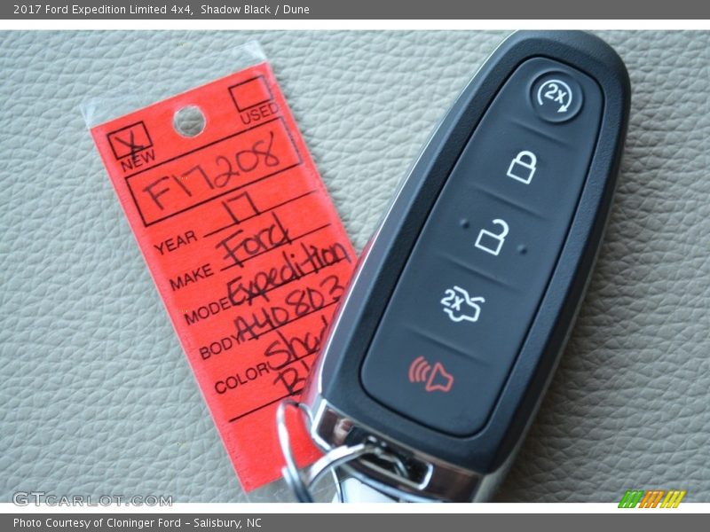 Shadow Black / Dune 2017 Ford Expedition Limited 4x4