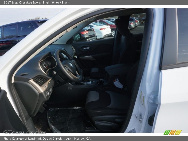 Bright White / Black 2017 Jeep Cherokee Sport