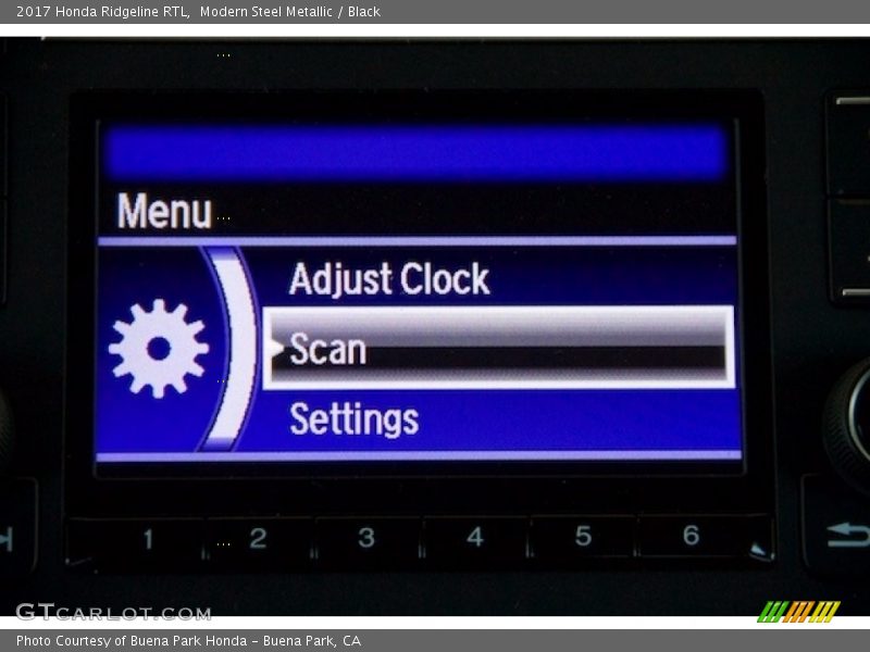 Modern Steel Metallic / Black 2017 Honda Ridgeline RTL