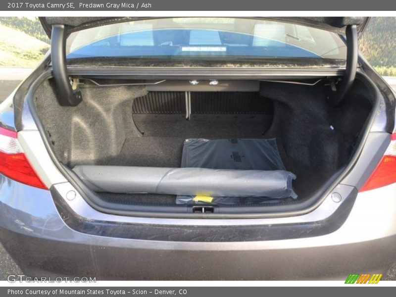 Predawn Gray Mica / Ash 2017 Toyota Camry SE