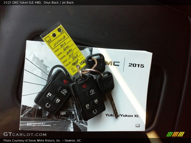 Onyx Black / Jet Black 2015 GMC Yukon SLE 4WD