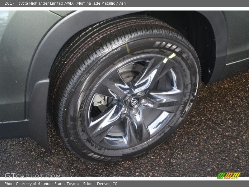 Alumina Jade Metallic / Ash 2017 Toyota Highlander Limited AWD