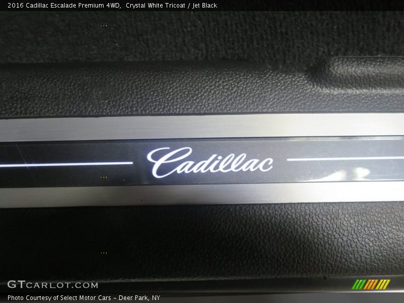 Crystal White Tricoat / Jet Black 2016 Cadillac Escalade Premium 4WD
