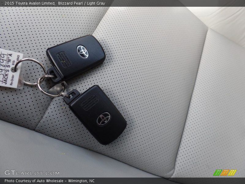 Blizzard Pearl / Light Gray 2015 Toyota Avalon Limited
