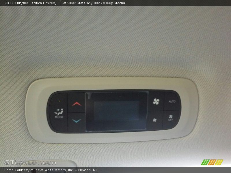 Billet Silver Metallic / Black/Deep Mocha 2017 Chrysler Pacifica Limited