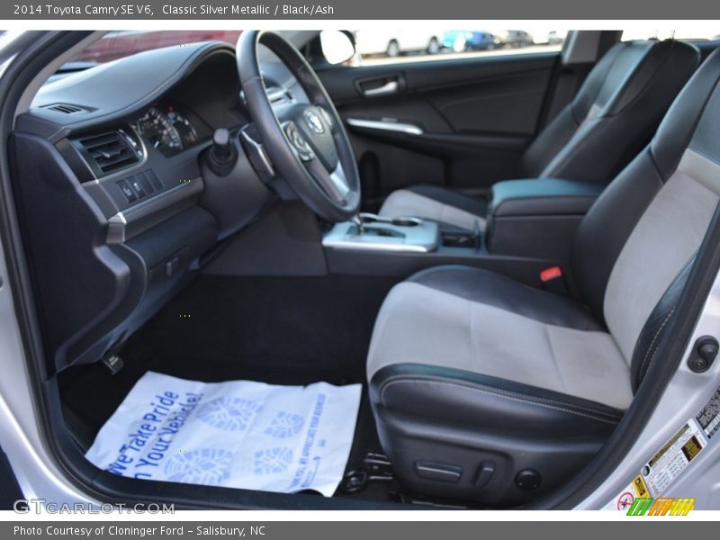 Classic Silver Metallic / Black/Ash 2014 Toyota Camry SE V6