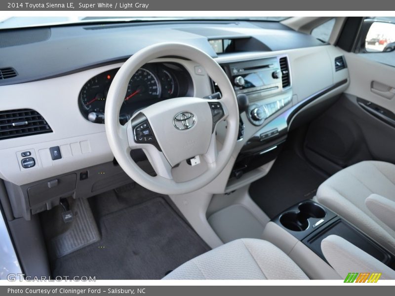 Super White / Light Gray 2014 Toyota Sienna LE