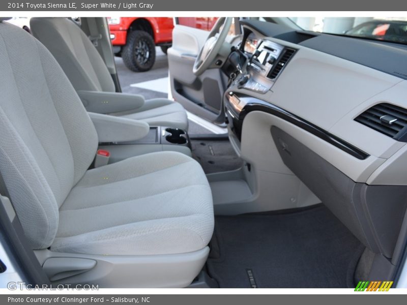Super White / Light Gray 2014 Toyota Sienna LE
