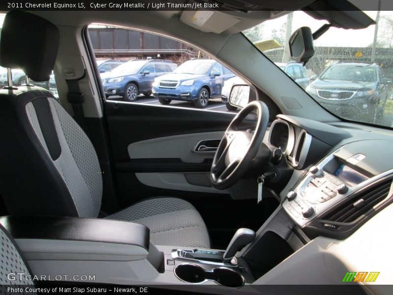 Cyber Gray Metallic / Light Titanium/Jet Black 2011 Chevrolet Equinox LS