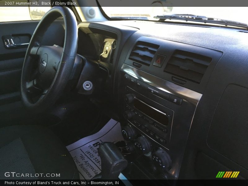 Black / Ebony Black 2007 Hummer H3