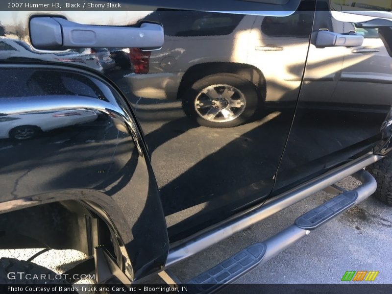 Black / Ebony Black 2007 Hummer H3