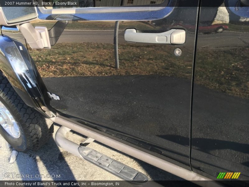 Black / Ebony Black 2007 Hummer H3
