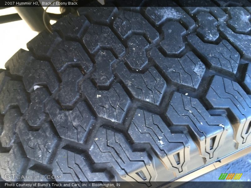 Black / Ebony Black 2007 Hummer H3